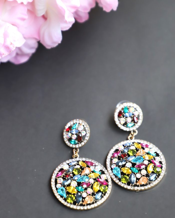 Luxury Crystal Statement Drop Earrings – Vintage Glamour - Image 10