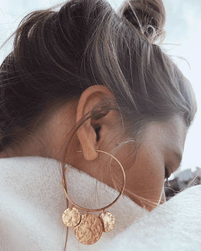 Golden Charm Textured Hoop Earrings – Effortless Elegance - Image 2