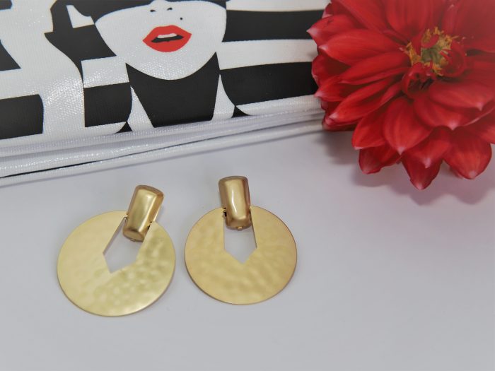 Bold Minimalist Geometric Disc Earrings – Luxe Matte Gold Finish - Image 3