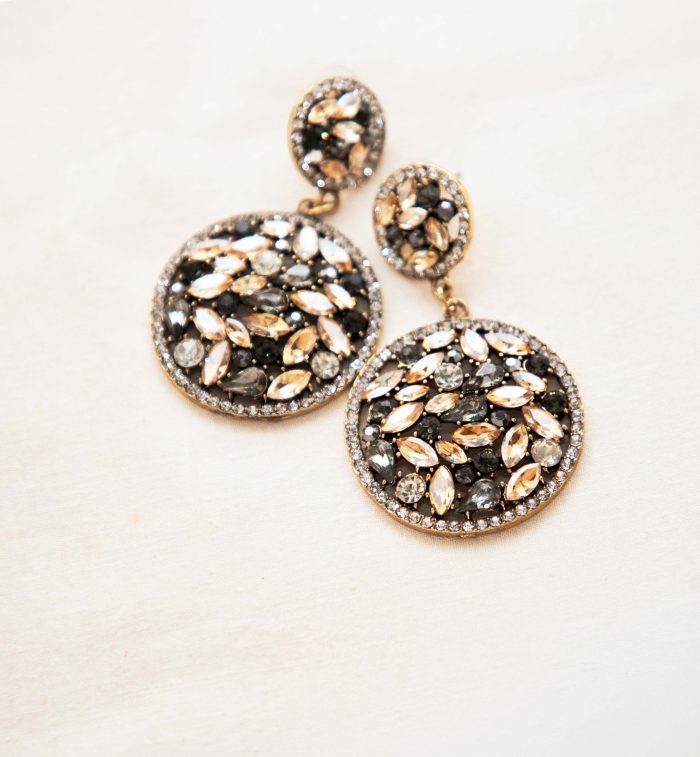 Luxury Crystal Statement Drop Earrings – Vintage Glamour - Image 3